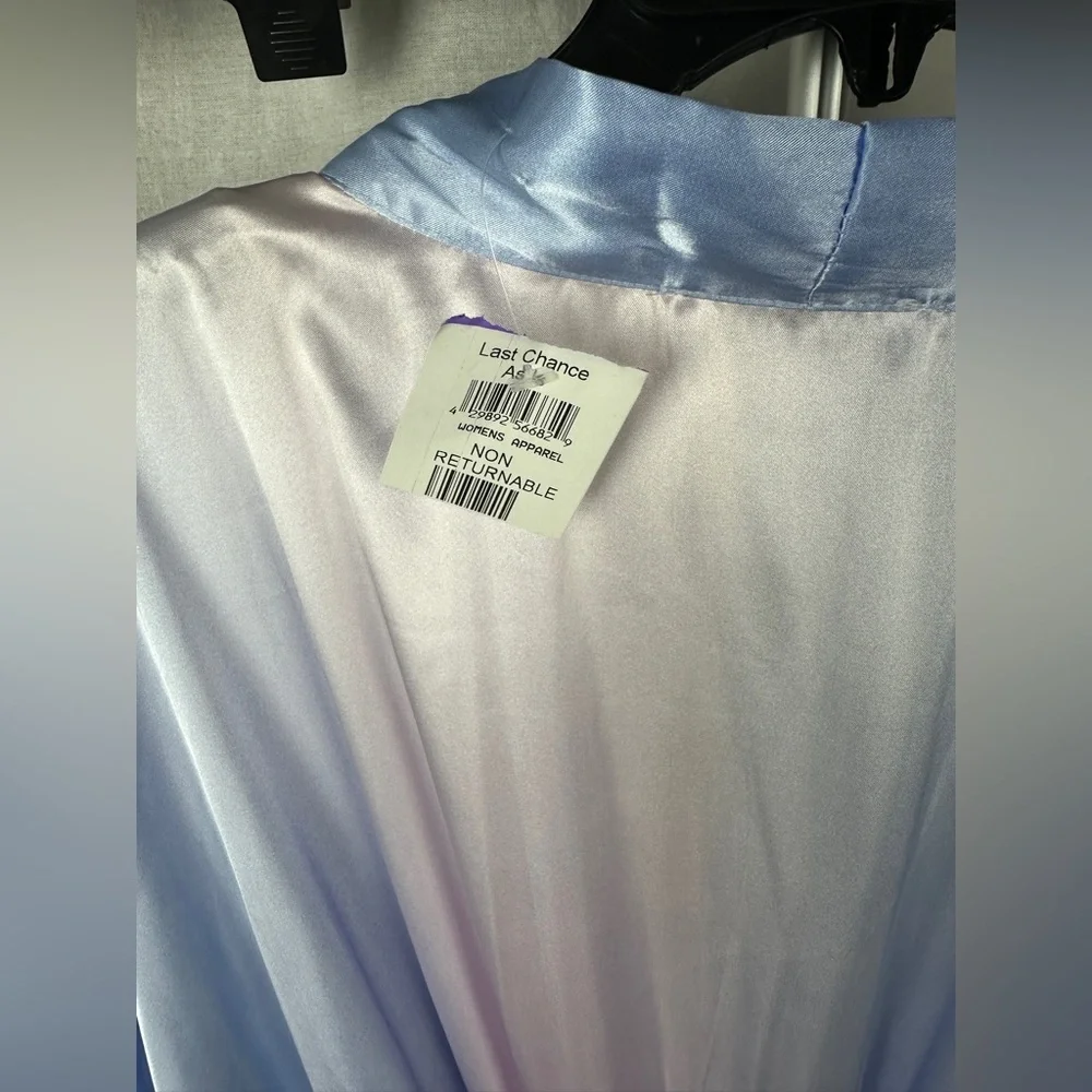 In Bloom By Jonquil Pink & Blue Ombré Satin Robe Size Medium/Large (8-14) NWT - Picture 12 of 15